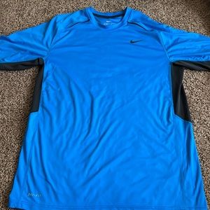 Mens Nike shirt